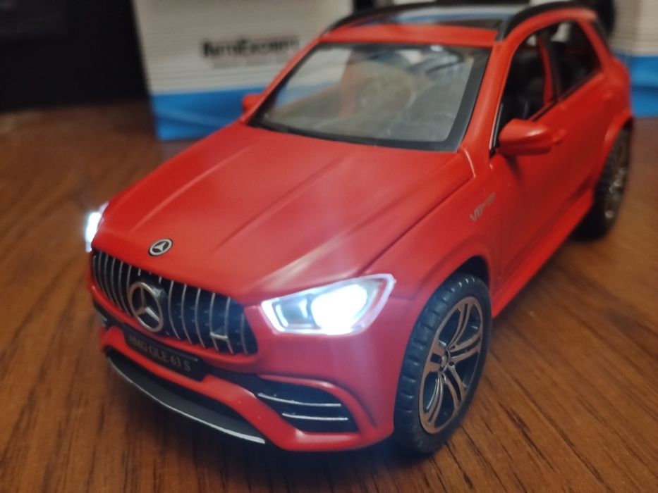 Модель mercedes-benz gle63 Мерс 1:32 Автоэксперт Металл свет звук Джип