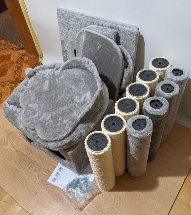 La Digue III Drapak dla Kota Jasnoszary 49x49x163cm BARDZO DUŻY Uszkod