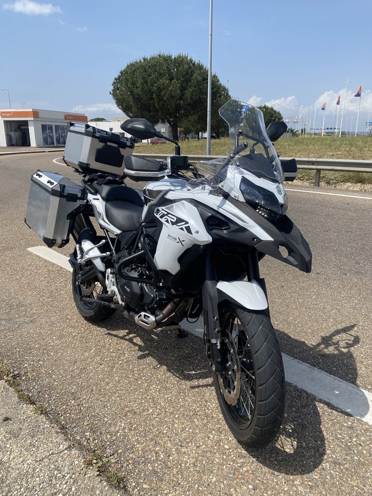 Vendo Benelli Trk 502x