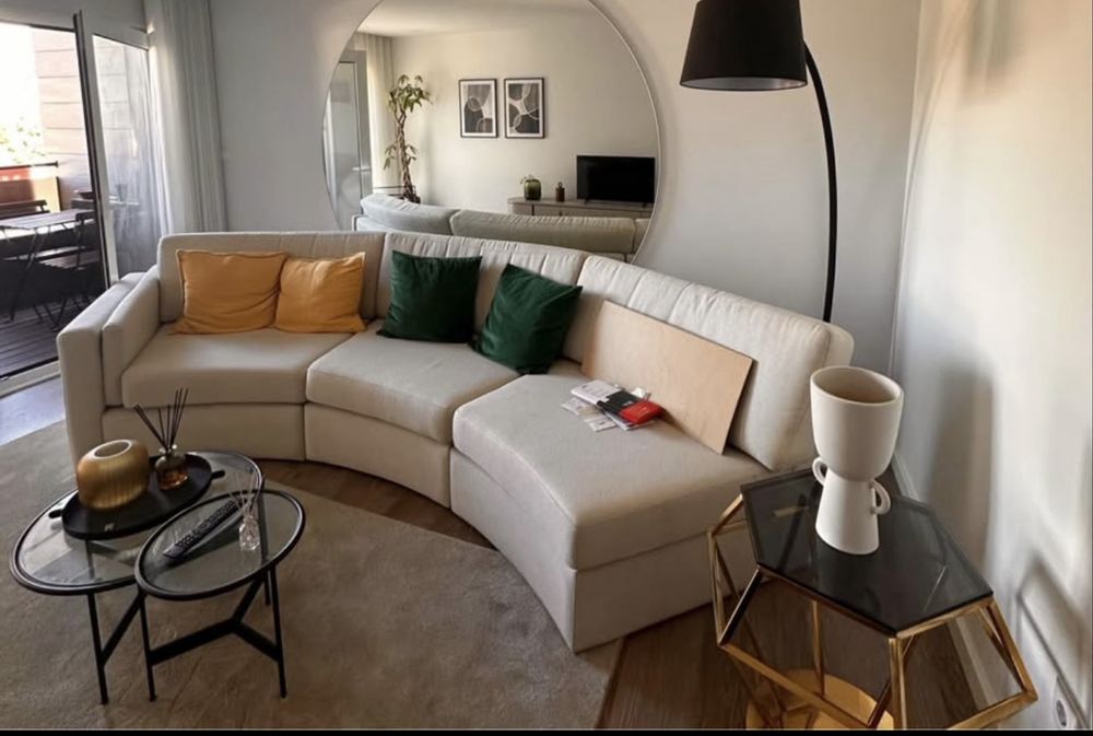 Sofa meia-lua como novo