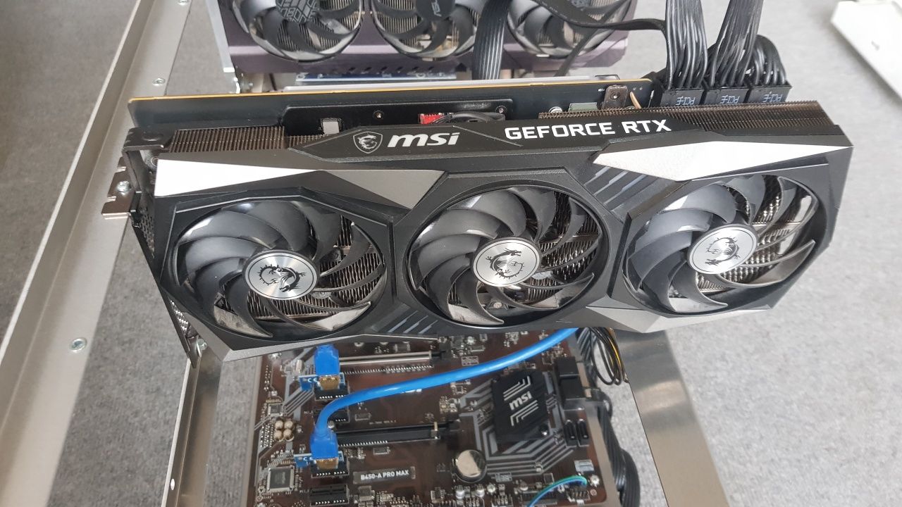 Koparka kryptowalut 2x RTX 3080 bez LHR