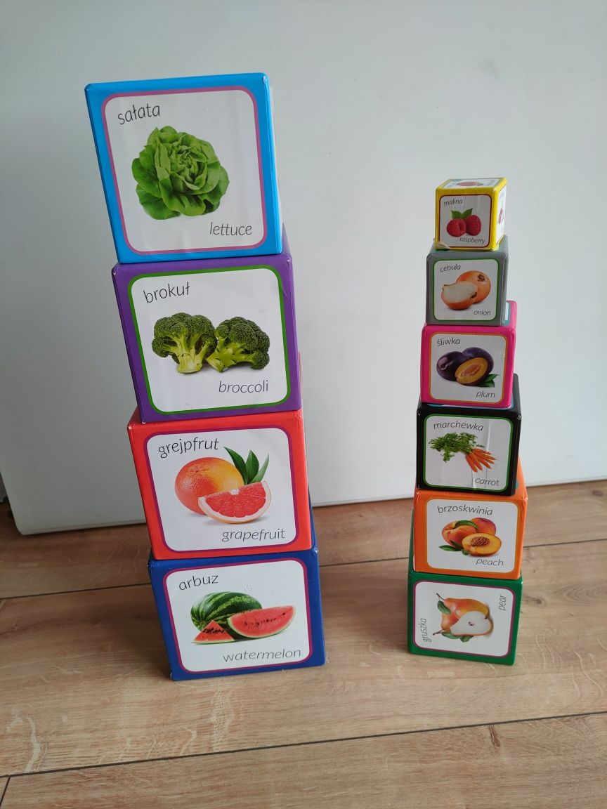 Piramida zabaw owoce Montessori