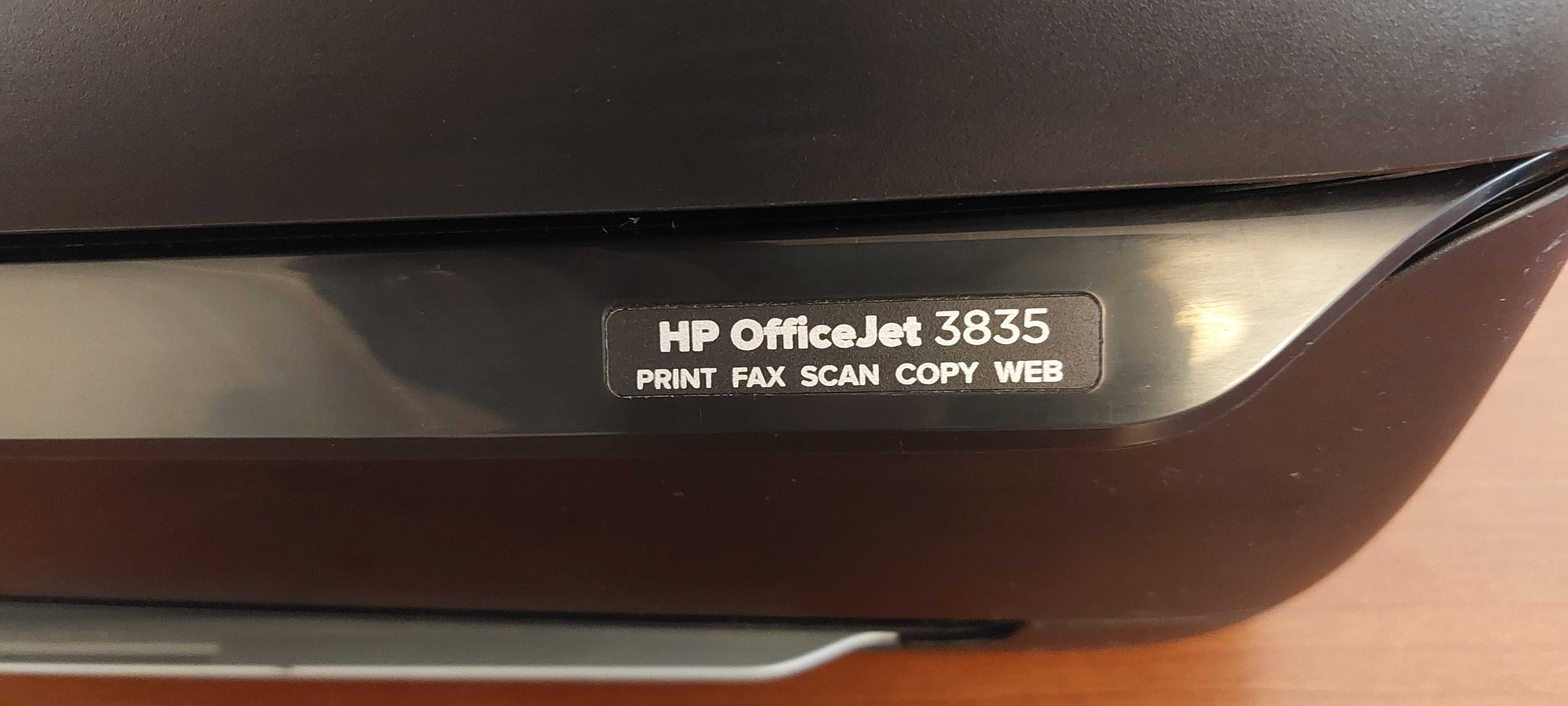 Impressora HP OfficeJet 3830 Multifunções