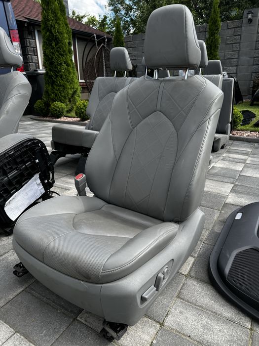 Toyota Highlander 2019-2024 салон сидіння сидения комплект. РАЗБОРКА