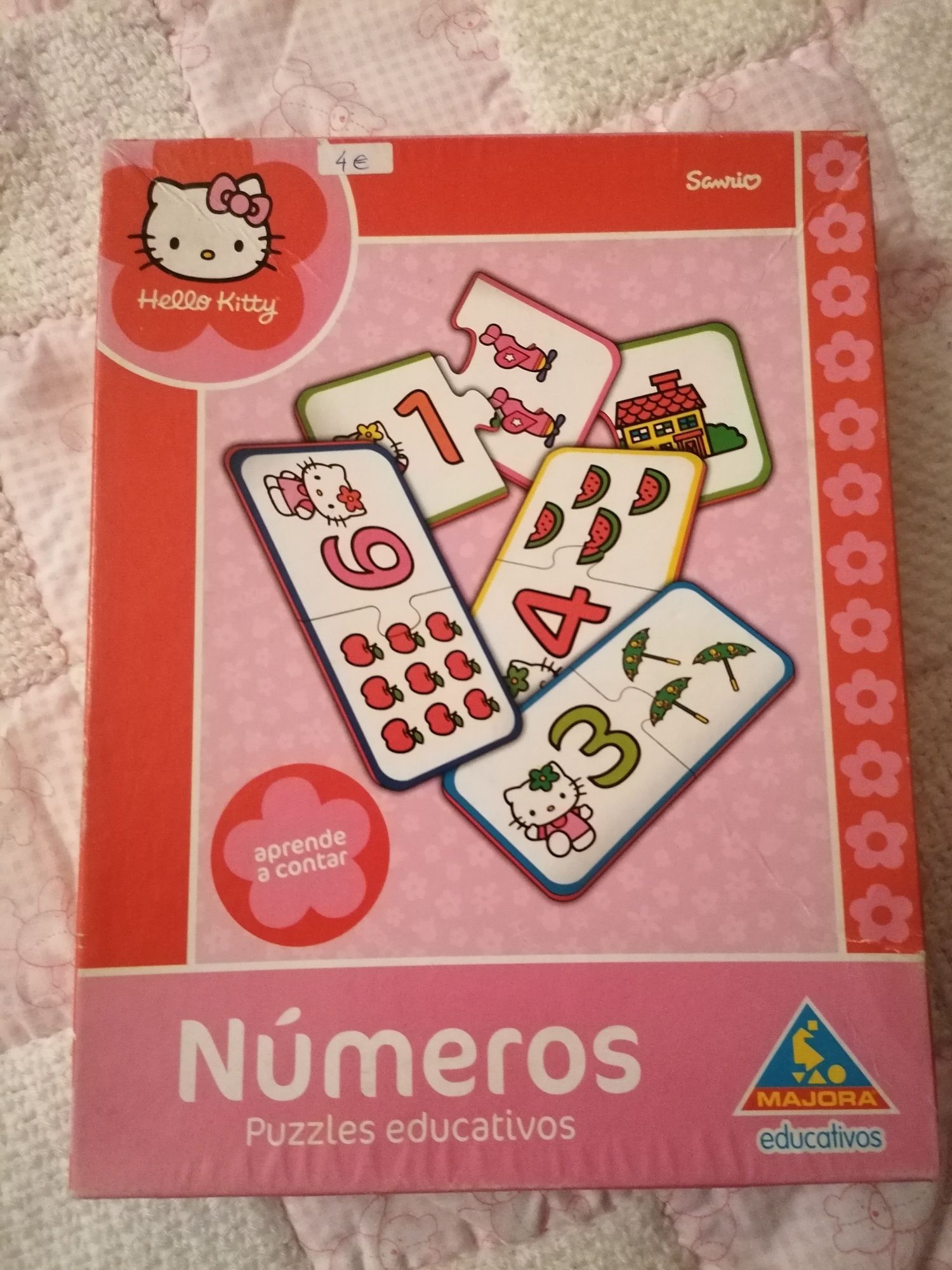 Puzzles educativos diversos letras, números e contas