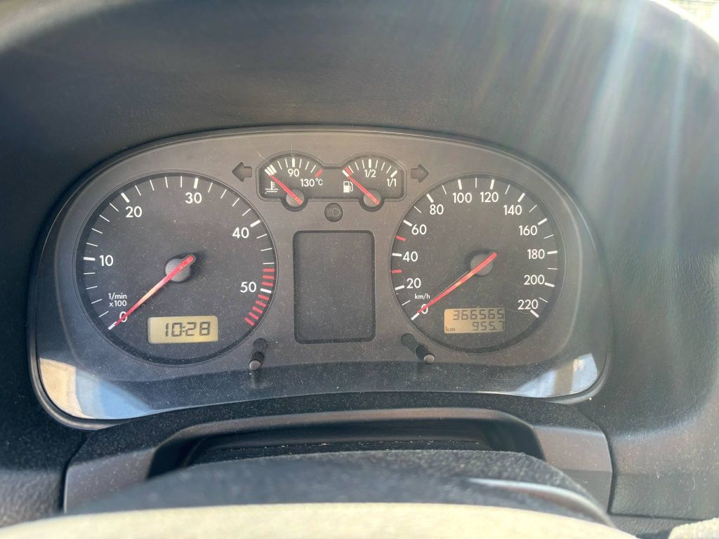 Vendo carro golf 4 1.9 tdi