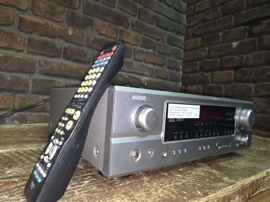 Amplituner Denon AVR 1306 + pilot