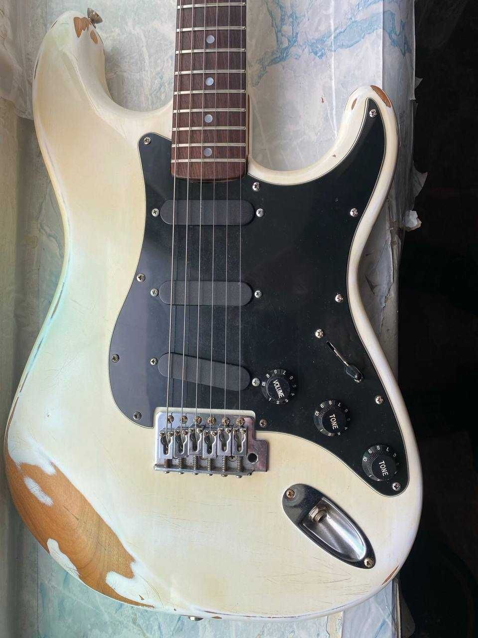 Japan 1980 Fender Stratocaster Marina Vintage relic