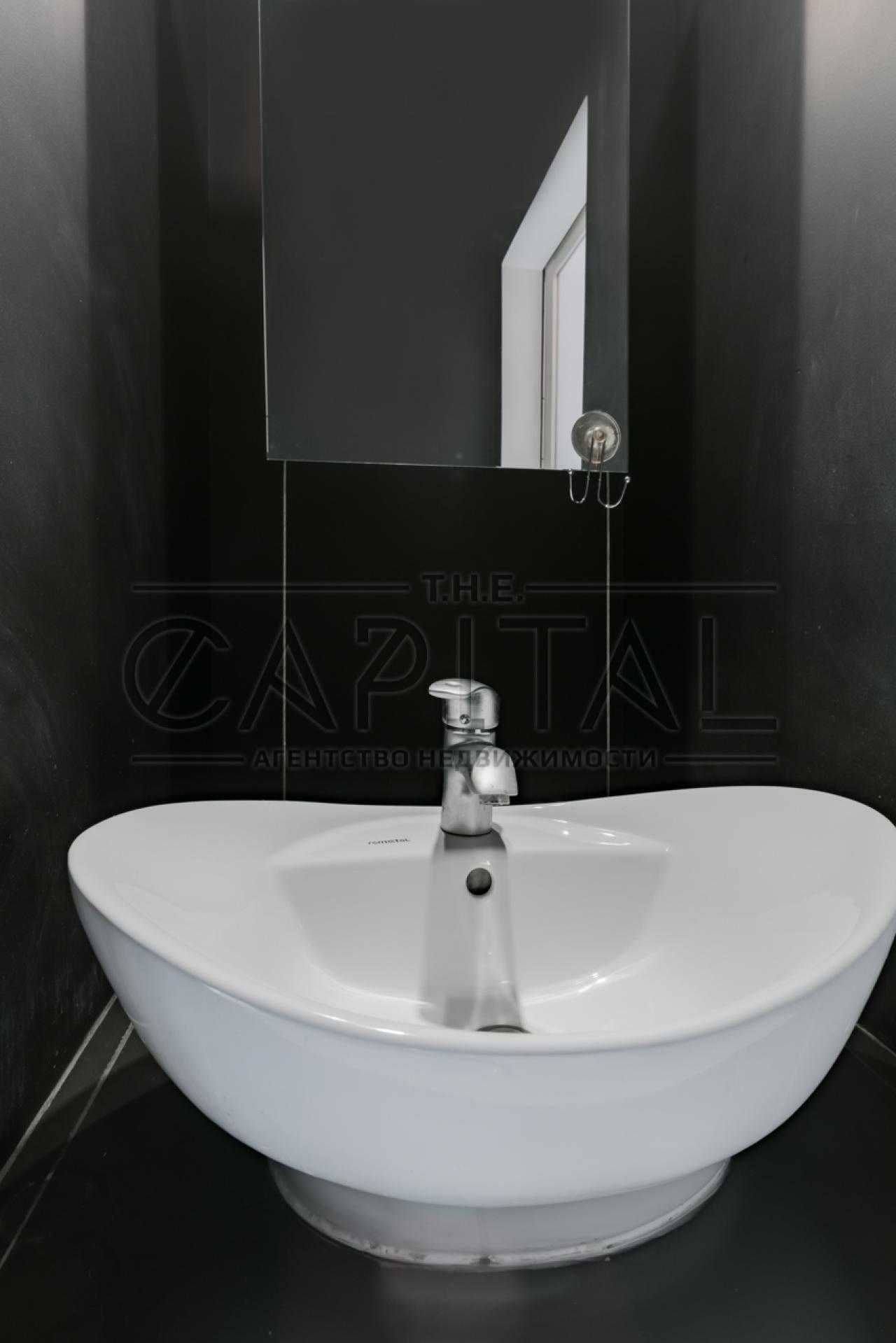 Продаж | 2 кім Квартира 70 м2 | Дипломат Холл | Жилянська | Центр