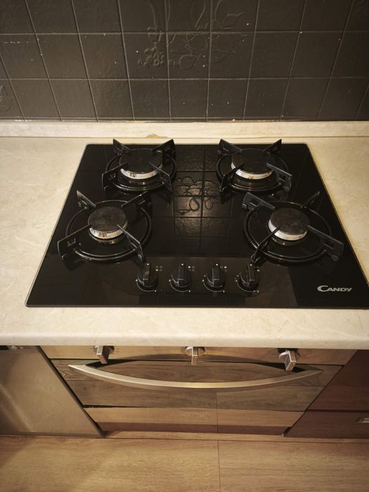 meble kuchenne + sprzęt w stanie bardzo dobrym REZERWACJA