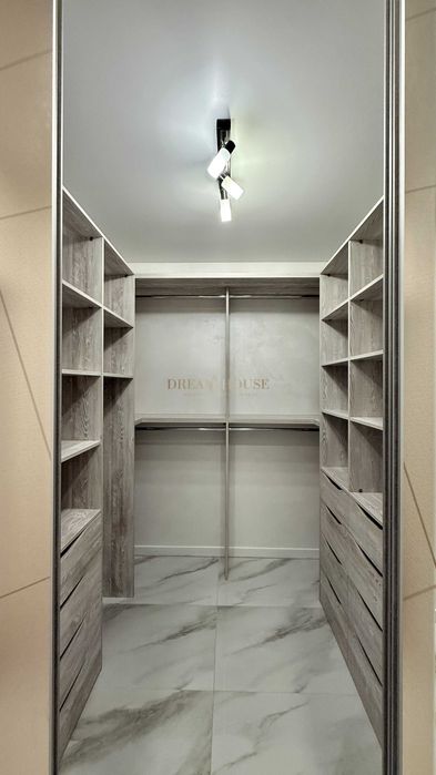 Оренда євро3к квартири з резервним живленням ЖК На Прорізній