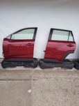 Двері червоний колір на Toyota RAV4 Тойота РАВ4 19-24 року