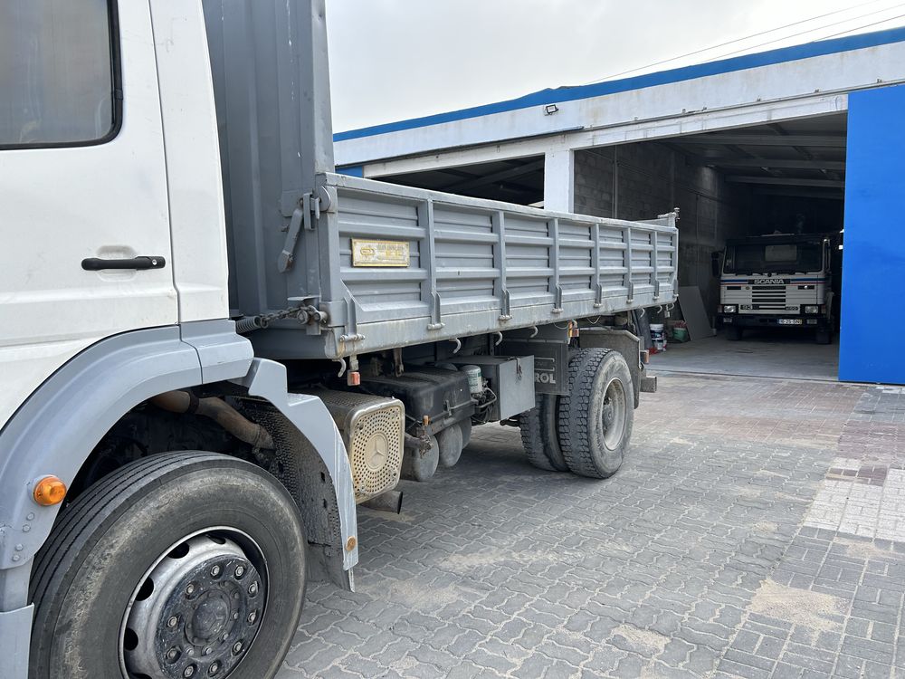 Mercedes atego 1828
