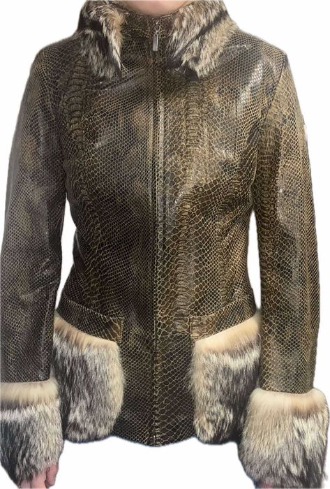 Куртка из кожи питона(женская) 4900 грн