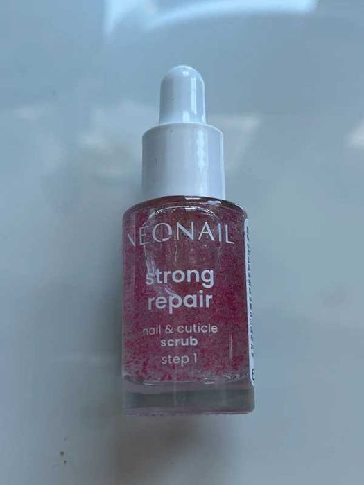 Neonail strong repair scrub, 6,5 ml nowy