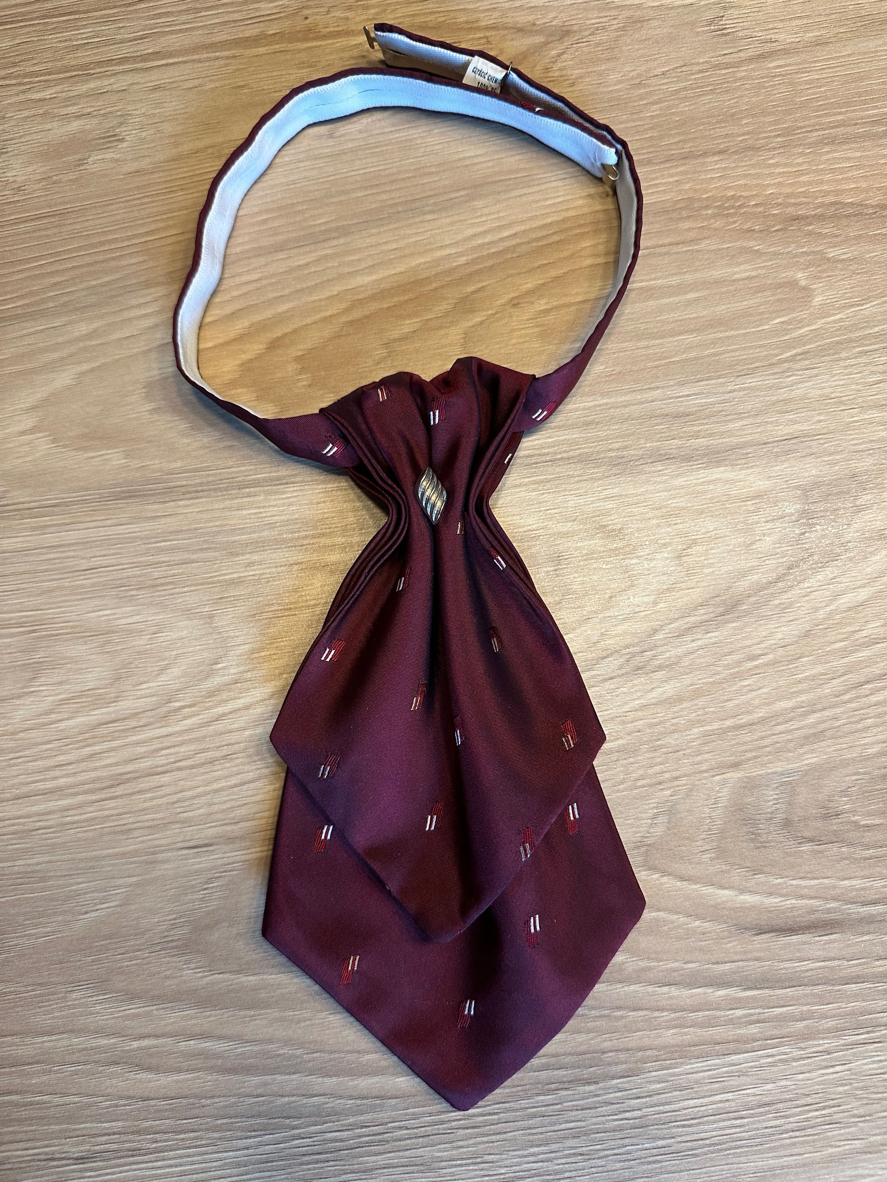 Musznik bordowy krawat