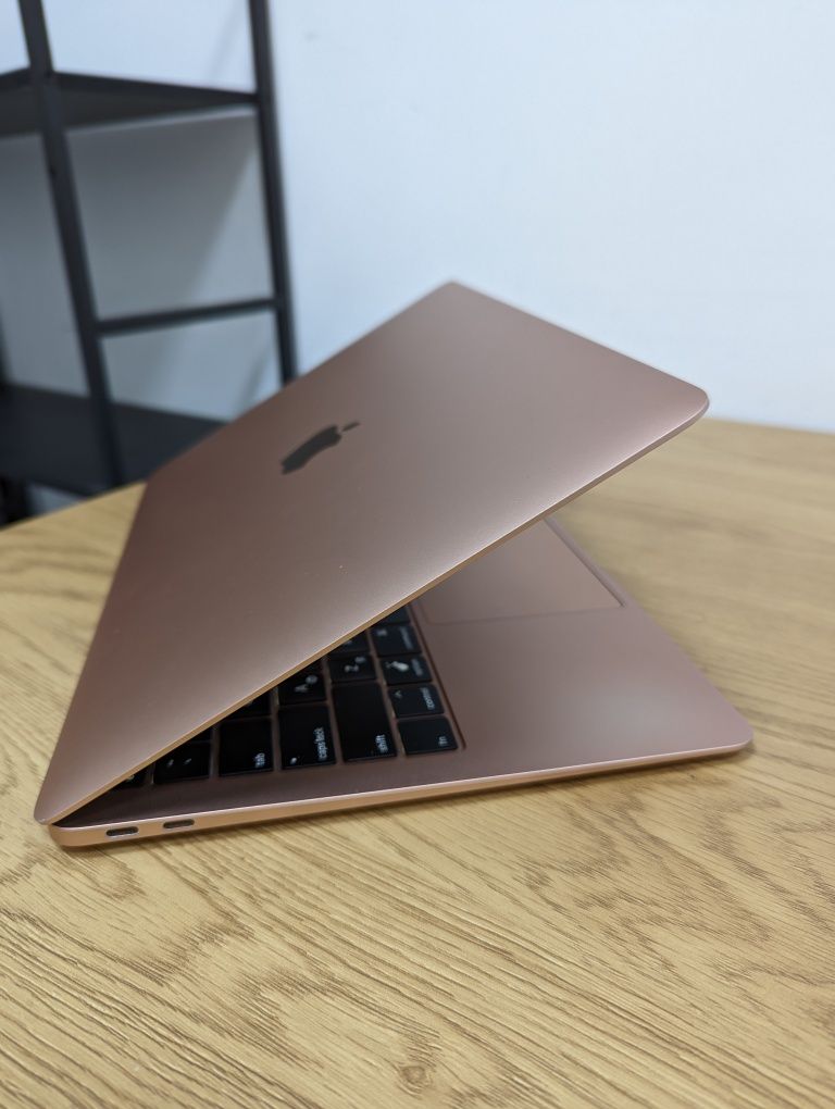 MacBook Air 13'' Rose gold 8/128gb 2018 (A1932) 100% акумулятор
