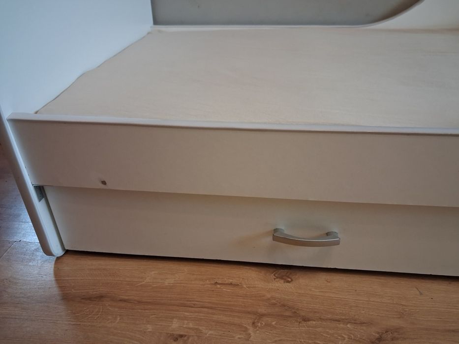 Sprzedam łóżko dziecięce