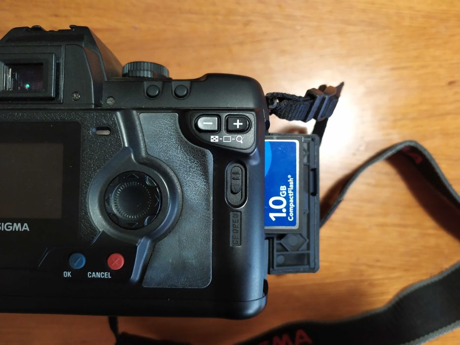 Sigma SD9 + Grande Angular + Zoom