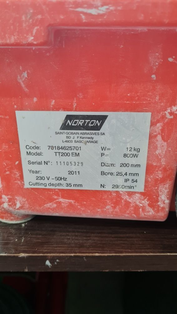 Плиткорез Norton TT 200EM.