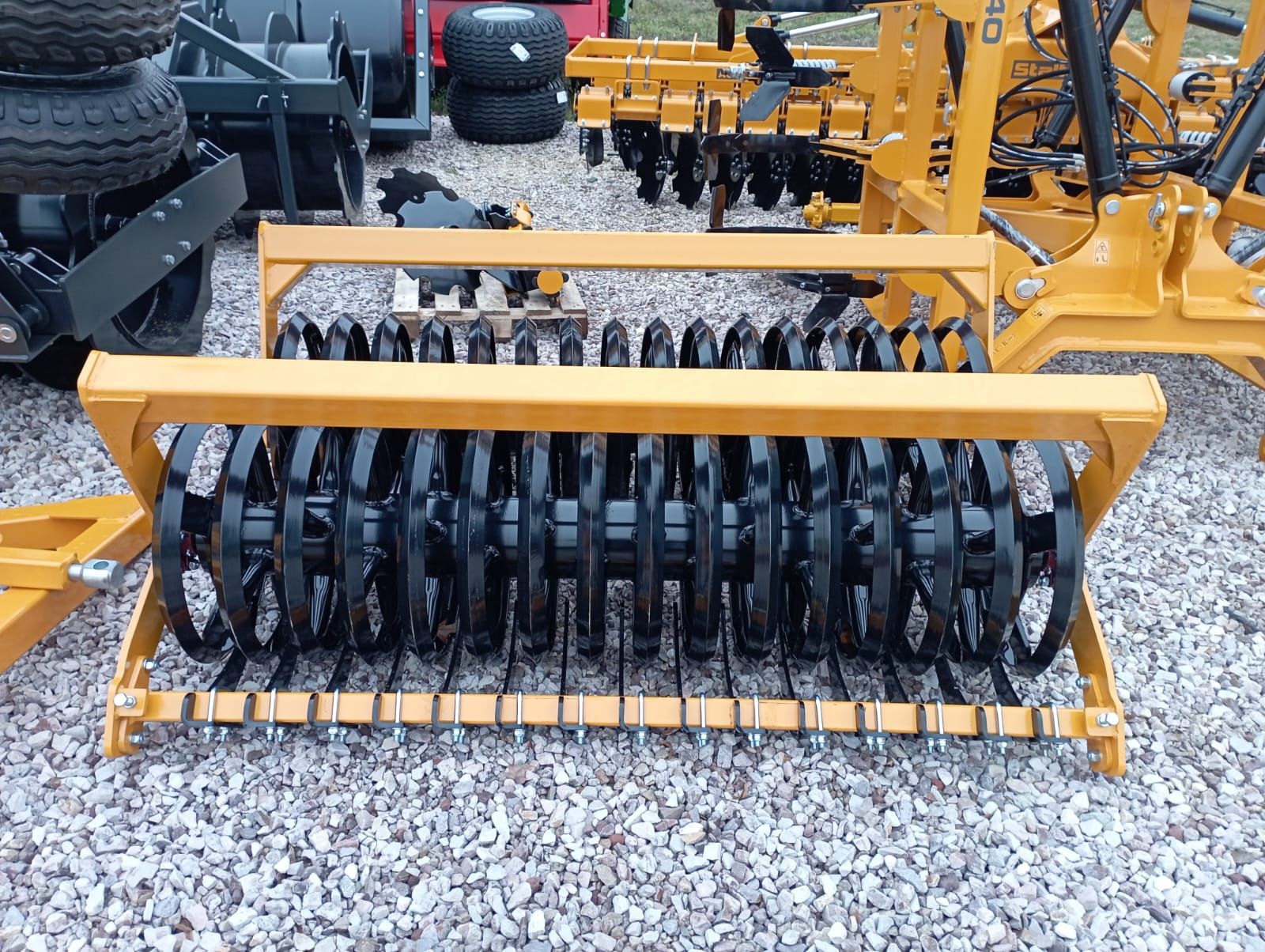 Agregat bezorkowy 4m wał daszkowy 600mm producent STALTECH