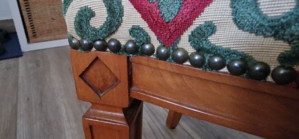 4 cadeiras com classe e requinte