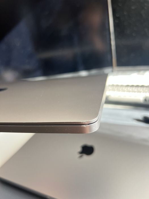 Macbook Pro 16 - Intel I9 16/1024