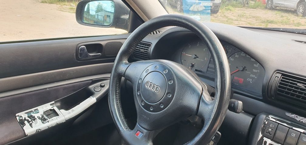 AUDI A4 B5 1.9 TDI LZ3N 66KW silnik 1Z czesci blask Gołdap