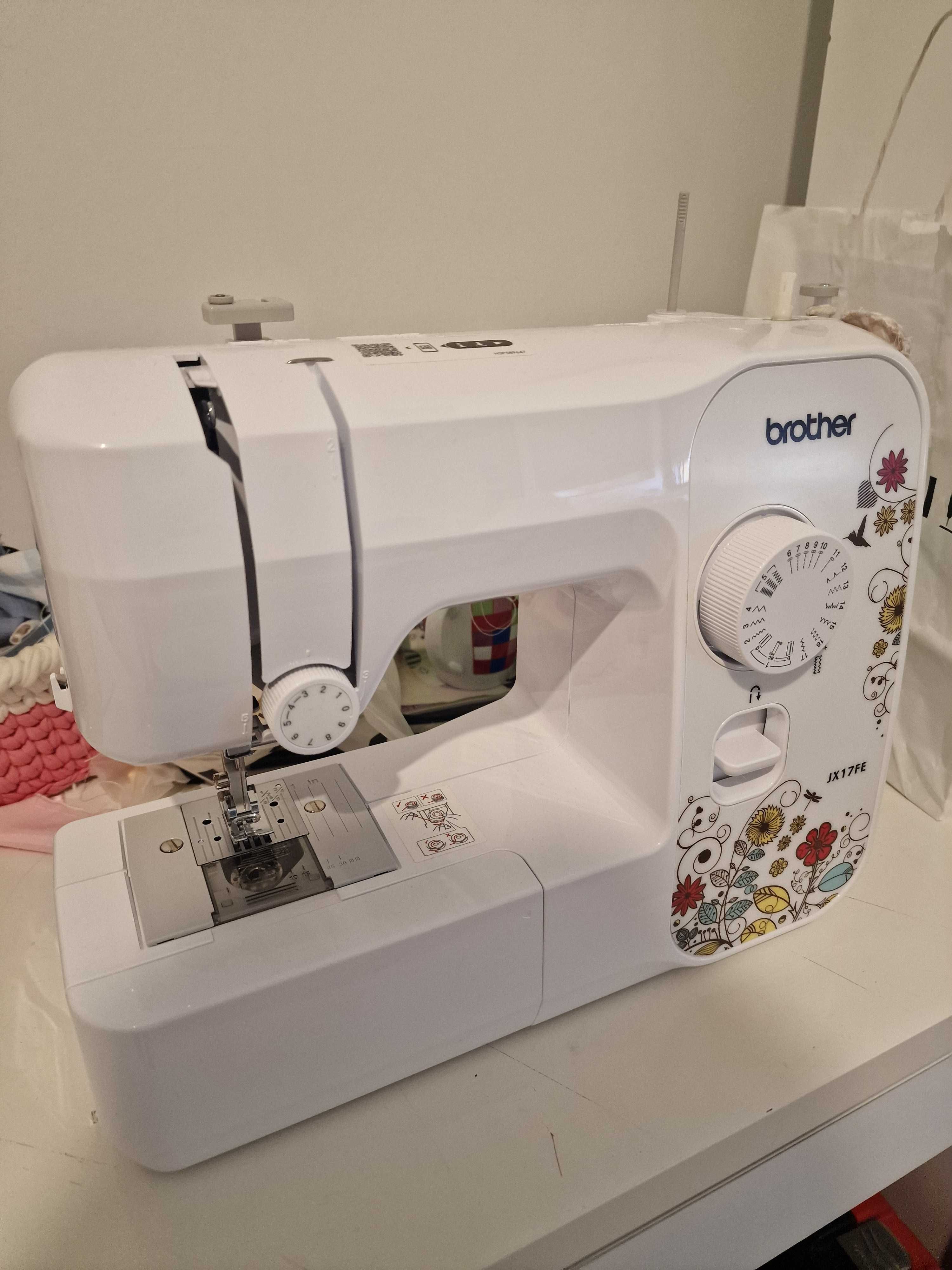 Maquina de Costura Edição Limitada