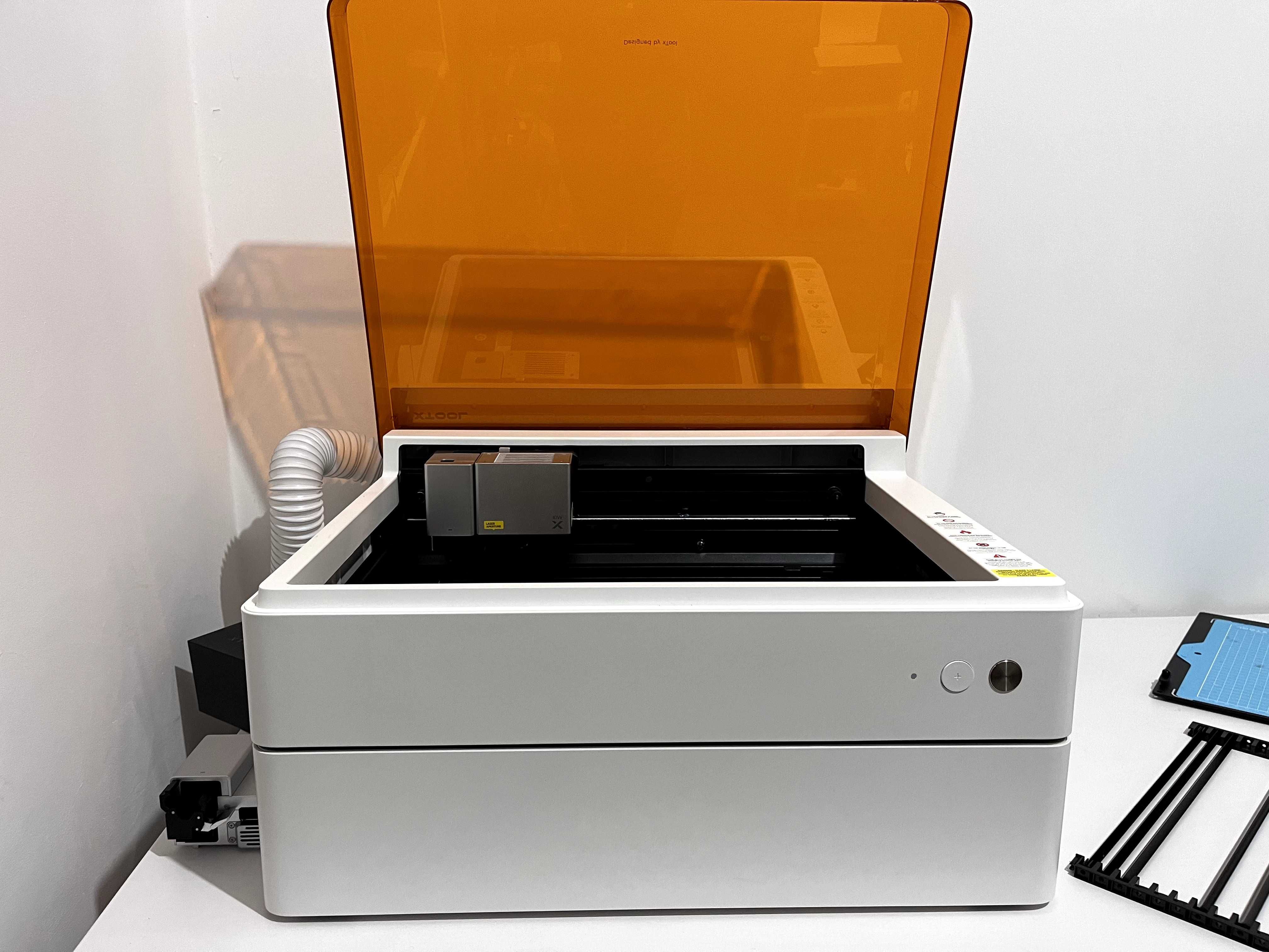 Máquina Laser M1 Ultra xTool - Semi-nova + Riser Base Kit