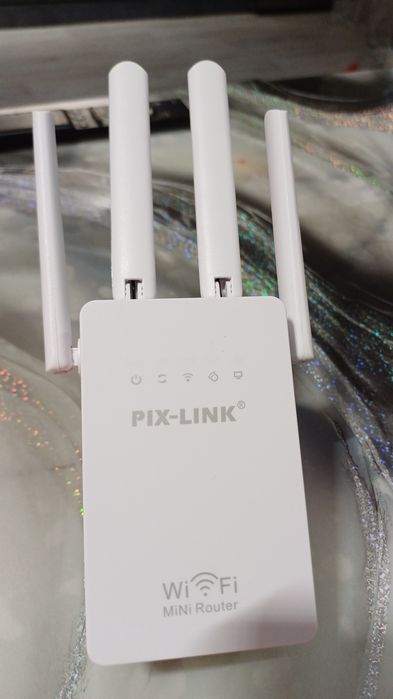 Репітер, Міні Wi-Fi Роутер 

Пропонований вам підсилювач WI-FI