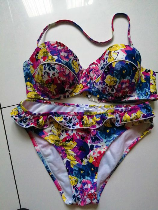 Piękne Kolorowe bikini , kostium kąpielowy roz. M-L