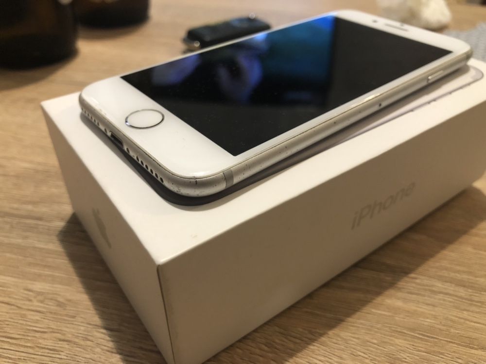 IPhone 7 srebrny