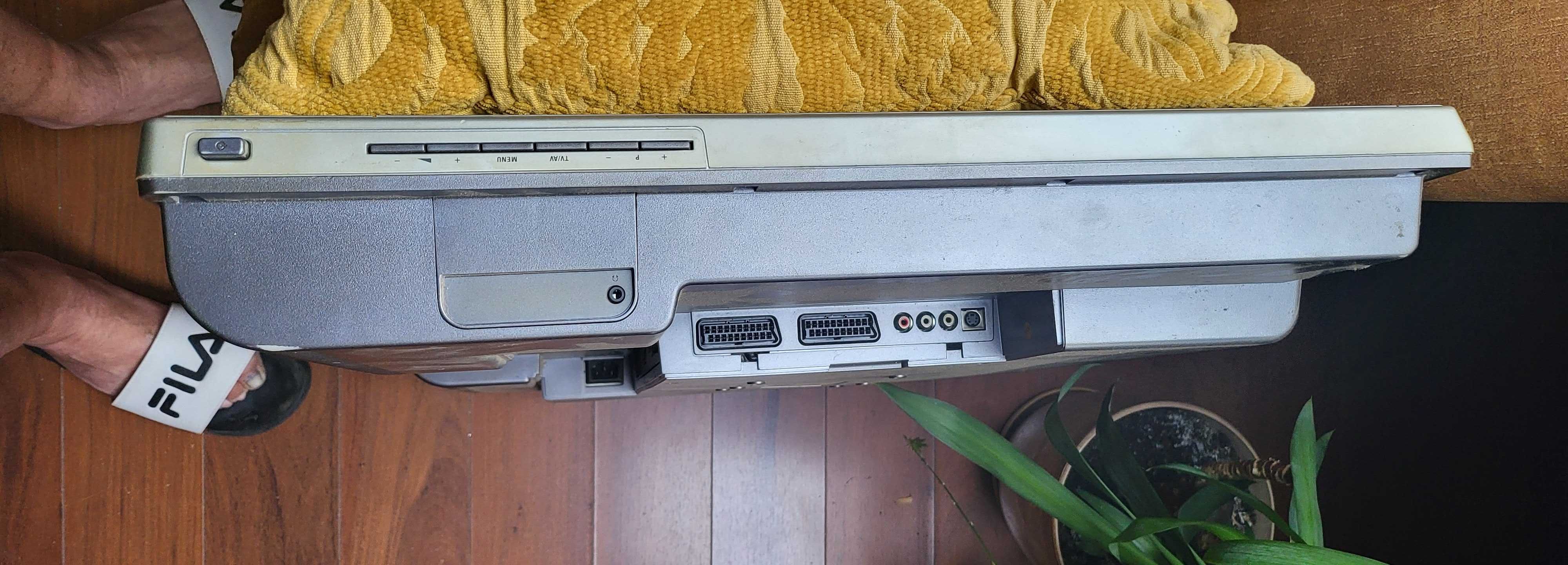 Telewizor Grundig Vivance 32" 100% sprawny