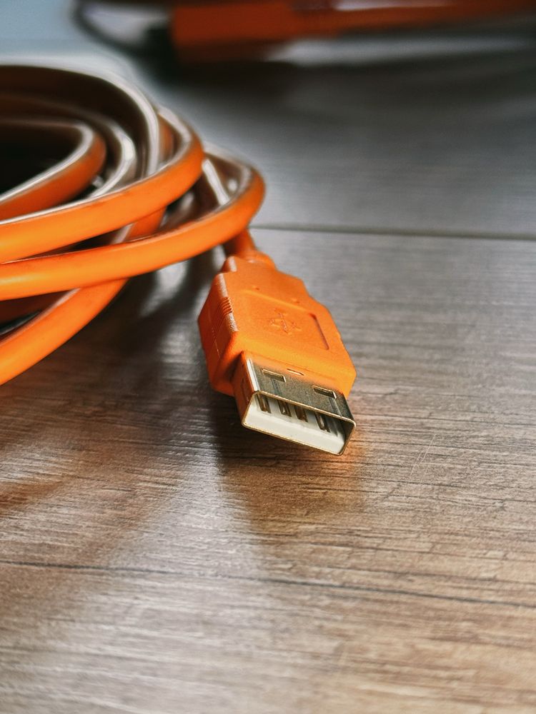 Przewód Tether Pro USB - USB mini 4,6m