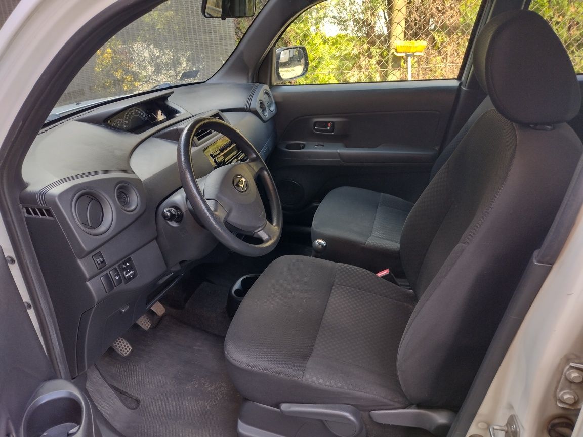 Daihatsu Materia 2009 rok