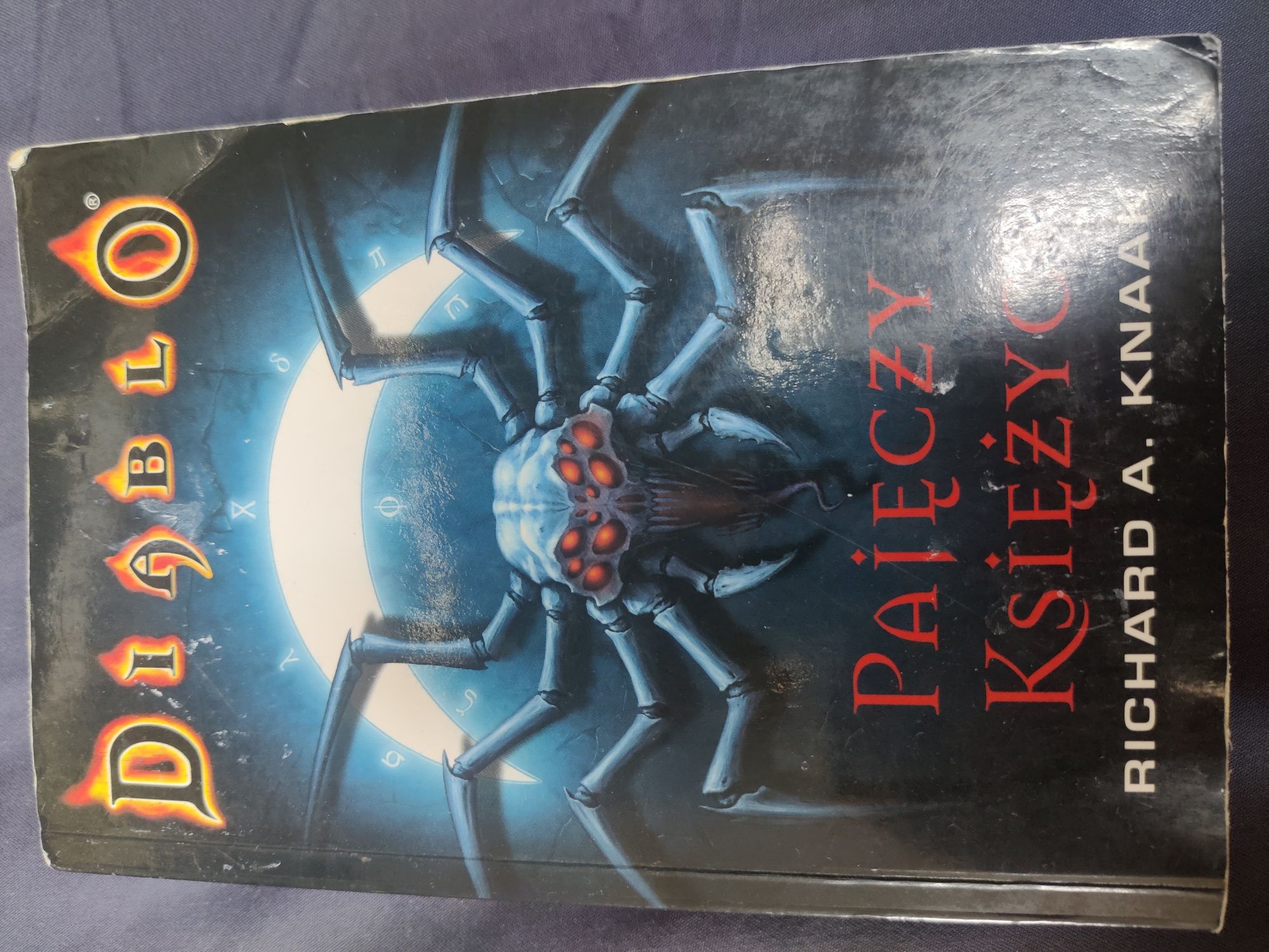 Pajęczy księżyc diablo książka