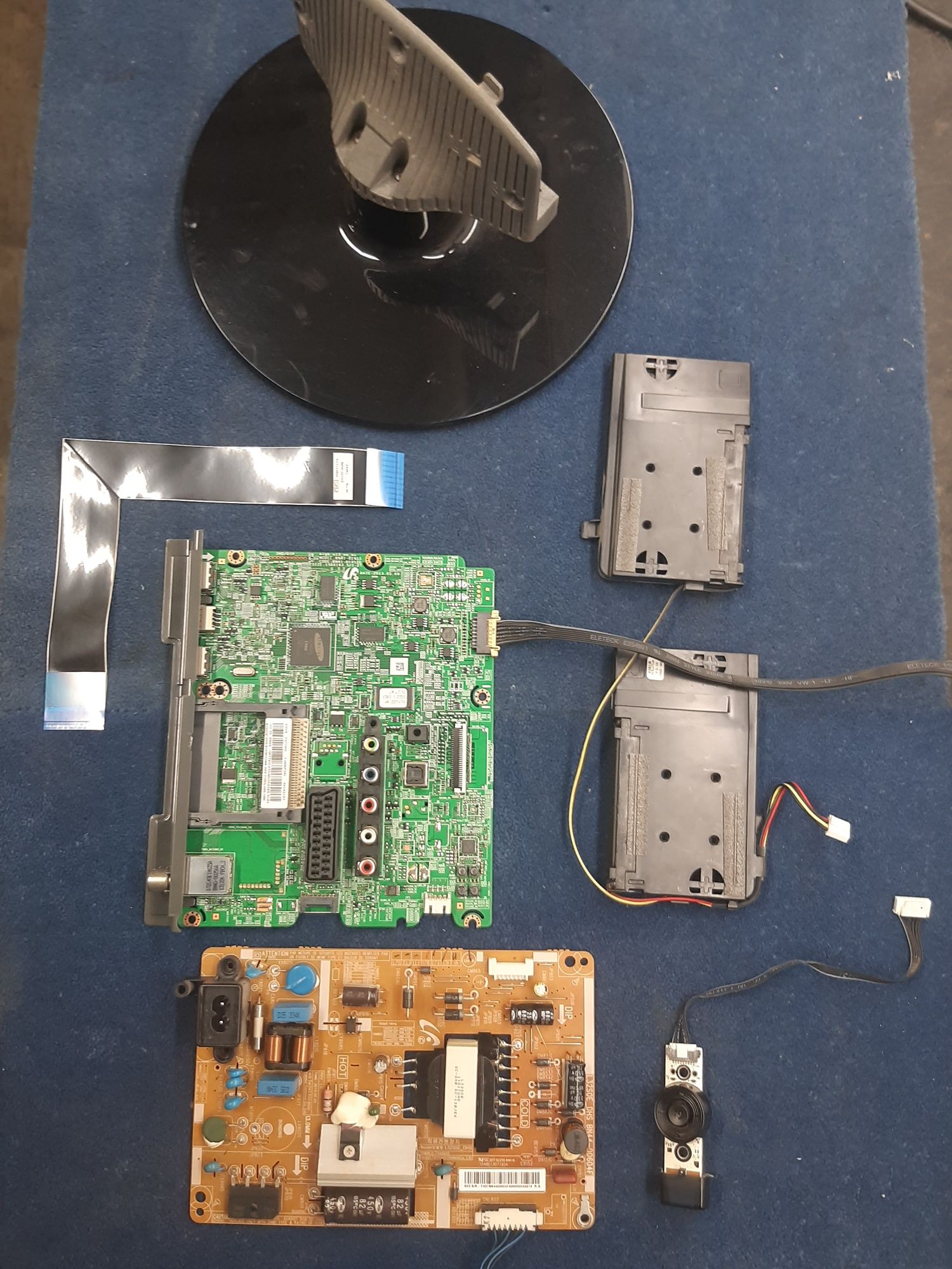Samsung ue32f4000aw para peças