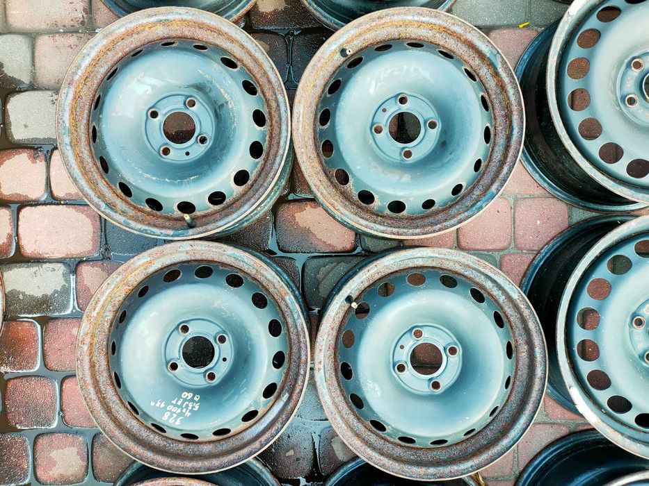 Felgi stalowe Renault 5,5J15 ET43 4x100 fi60,1 nr328