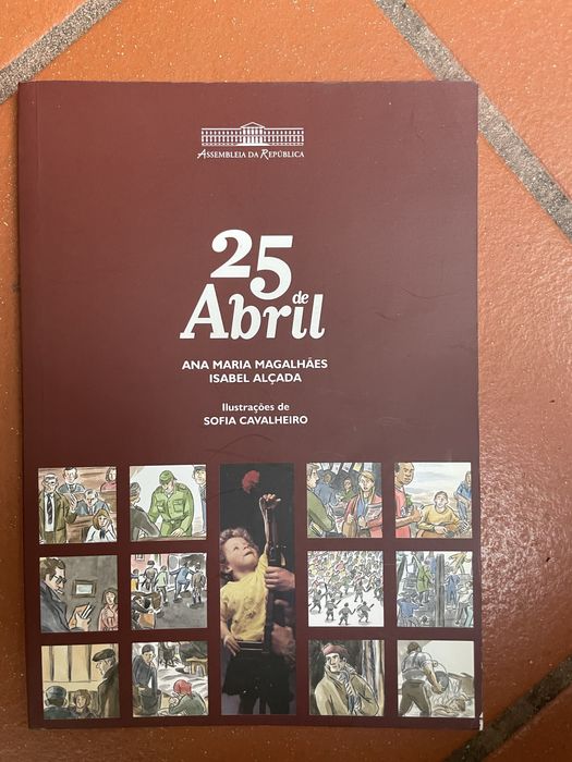 Livro sobre o 25 de Abril
