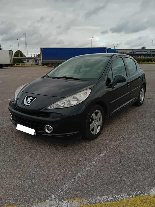 Peugeot 207, 1.4 benzyna