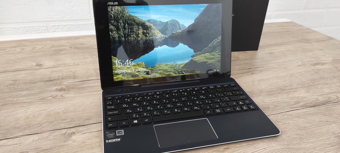 Сенсорний планшет - трансформер, металевий Asus T100chi