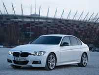 BMW Seria 3 BMW F30 330I RWD 252km 2017 M-pakiet