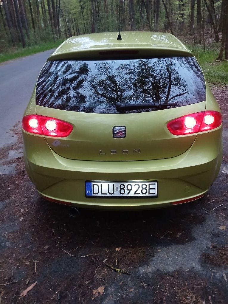 Seat Leon 1.4 Mpi 2009r 115tys