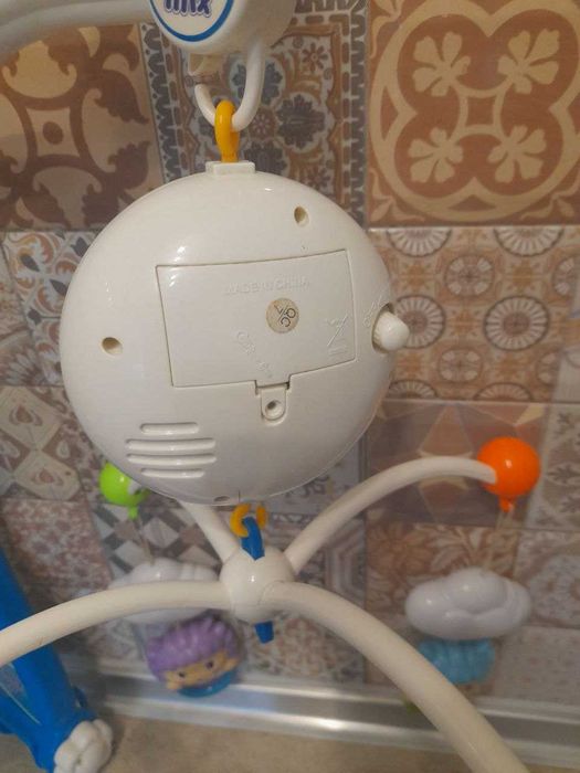 Мобіль на кроватку Baby Mix на батарейках (2шт.)