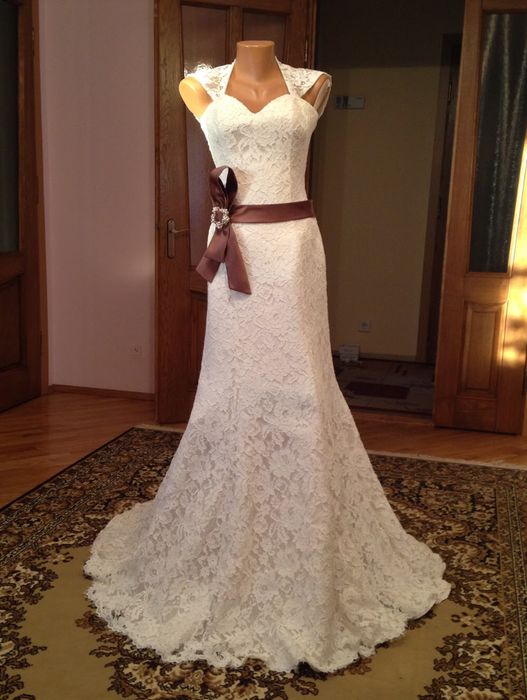 Весільна сукня