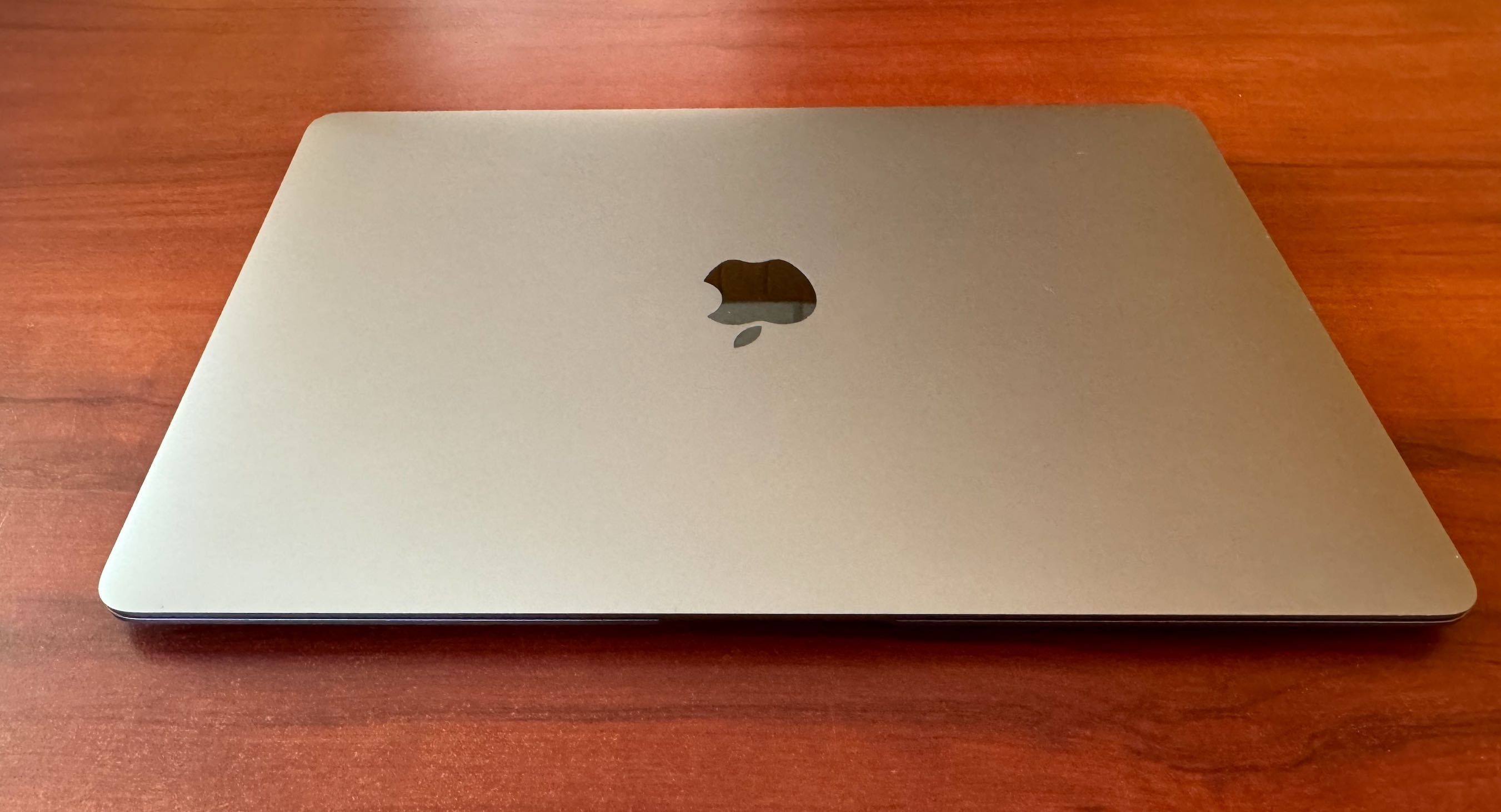 MacBook Air A1932 13 cali/inch 2019r i5 1,6GHz 8GB 256GB