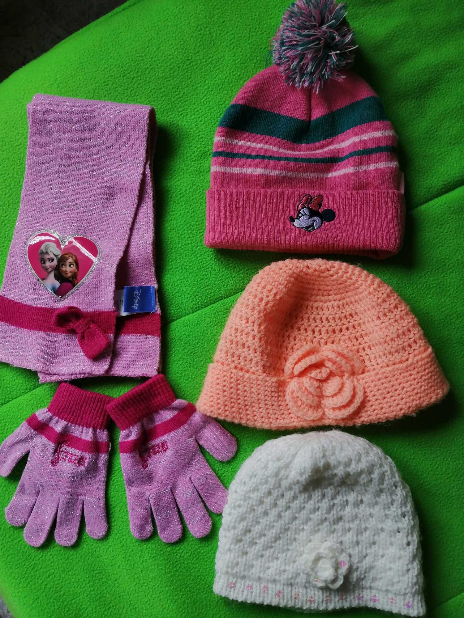 Gorros luvas e cachecol