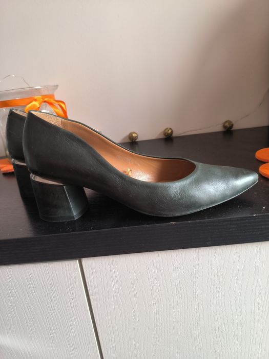 Sprzedam buty damskie Gino Rossi