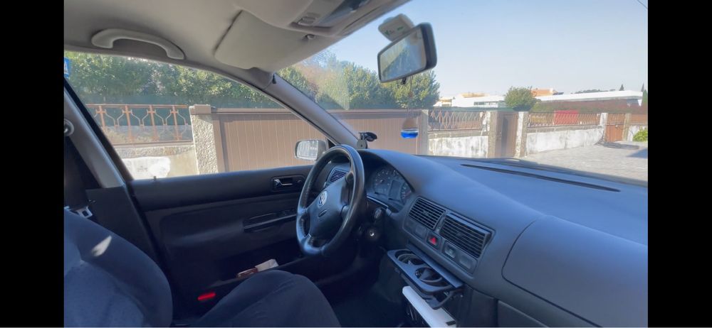 Golf IV 1.4 Gasolina 99